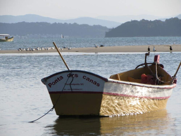 casa-de-temporada-em-praia-de-ponta-das-canas-florianopolis-santa-catarina-linda-casa-em-ponta-das-canas-big-1