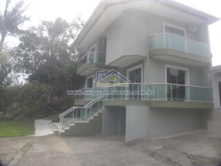 Casa de temporada em Praia de Ponta das Canas, Florianópolis Santa Catarina. Casas Praia de Ponta das Canas, Aluguel no Verão